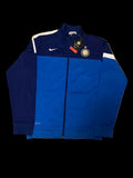 Nike (M)