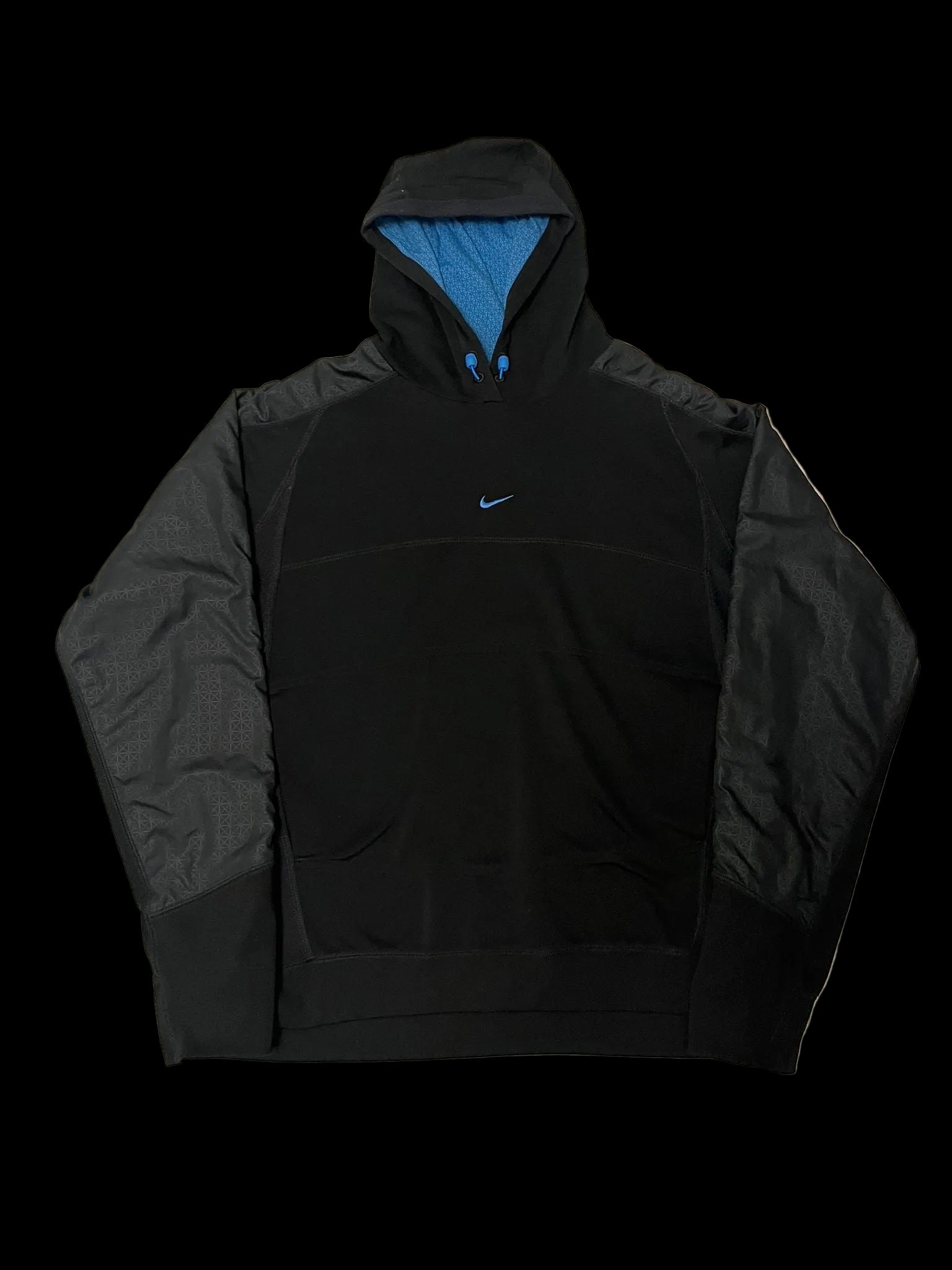 Nike (L)